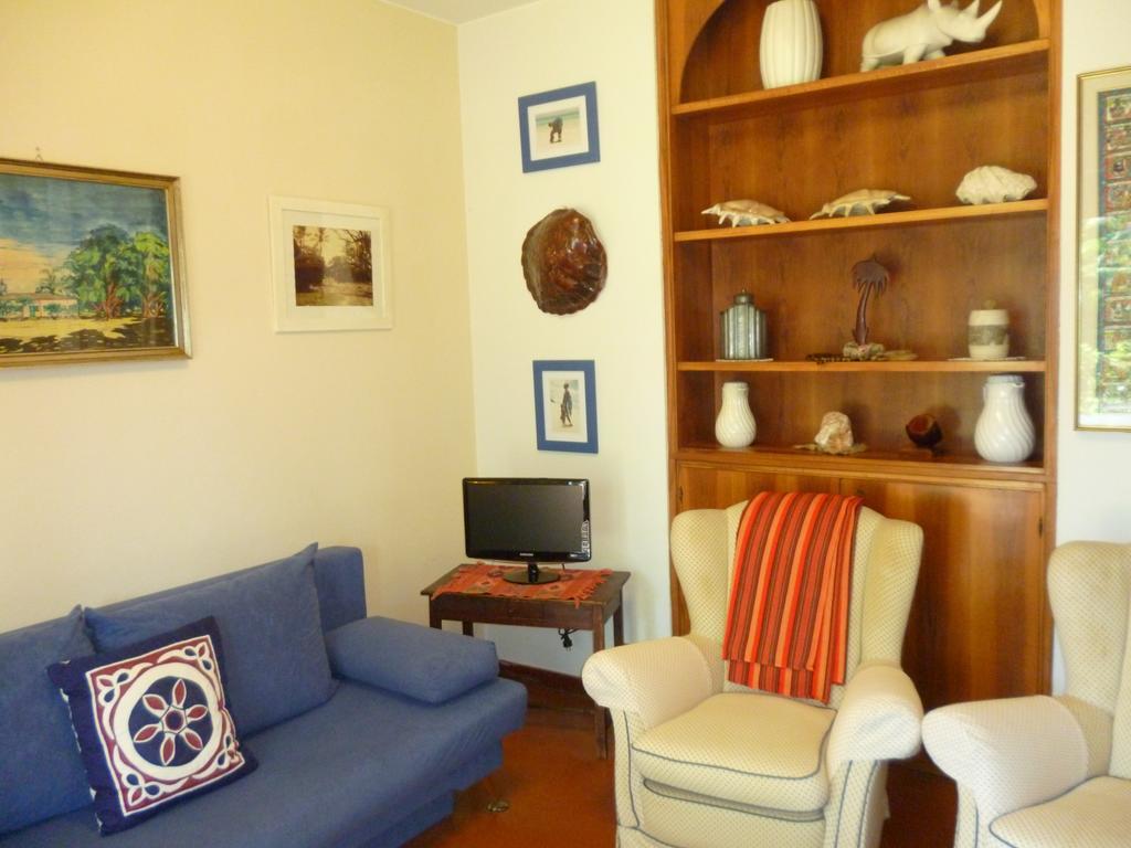 Villa Il Geranio Tirrenia Habitación foto