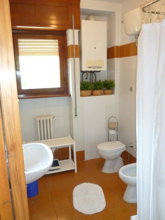 Villa Il Geranio Tirrenia Habitación foto