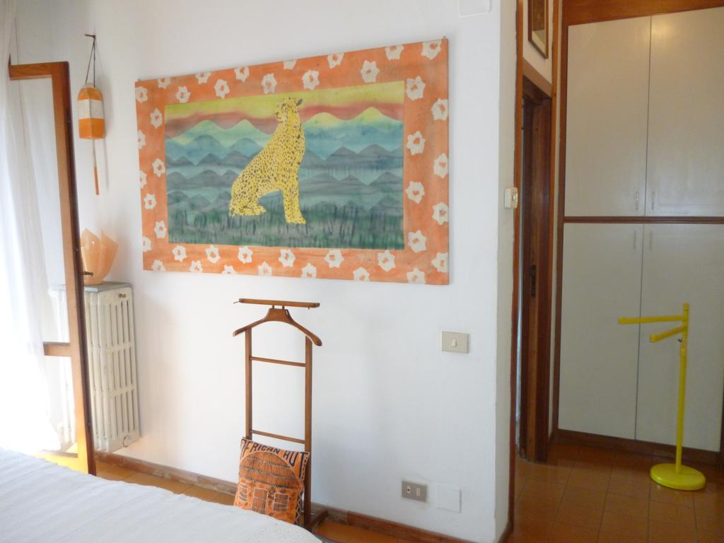 Villa Il Geranio Tirrenia Habitación foto