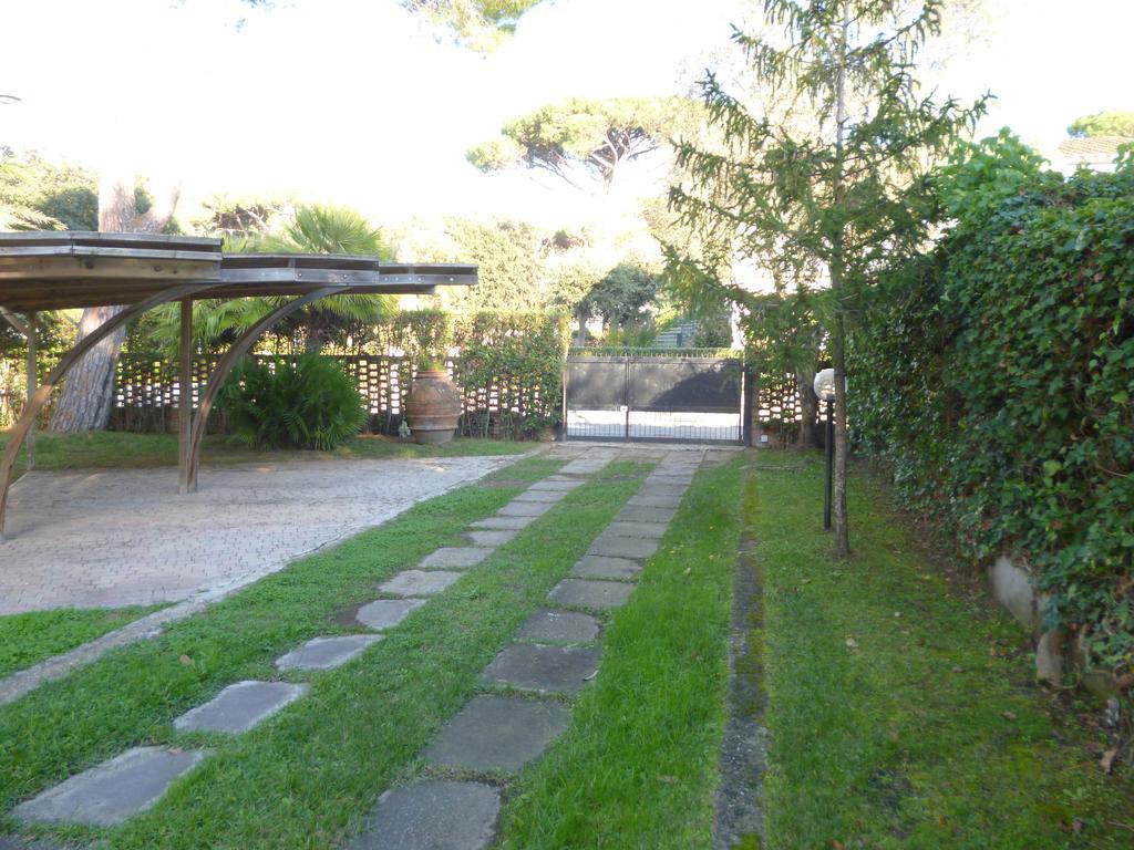 Villa Il Geranio Tirrenia Exterior foto